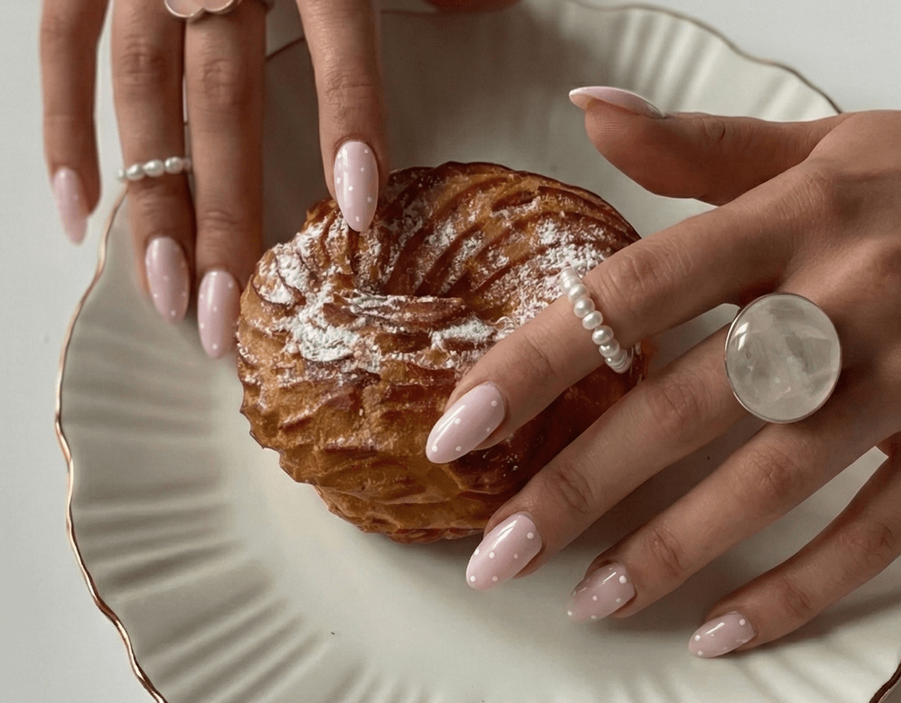 ICONIC, NOT SUBTLE. ALWAYS POLISHED.